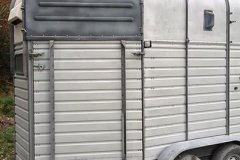 HORSEBOX-3