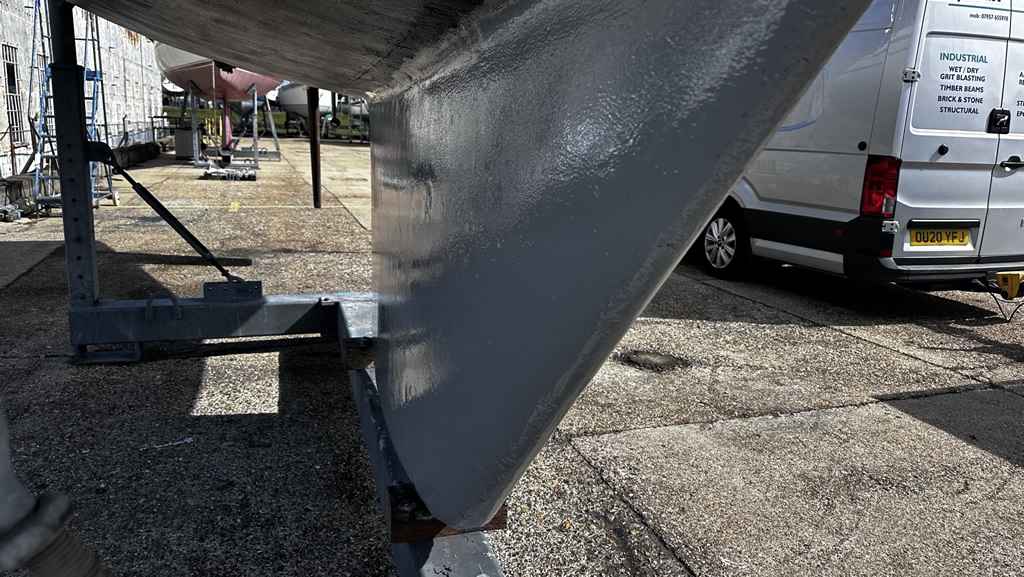 Keel refurbishment and expoxy coating in Southampton, for a smooth finish